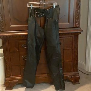Womens leather chaps large NWT.